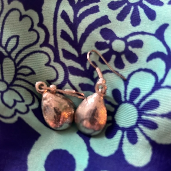 Pierced drop Crystal hanging earrings - Picture 4 of 4